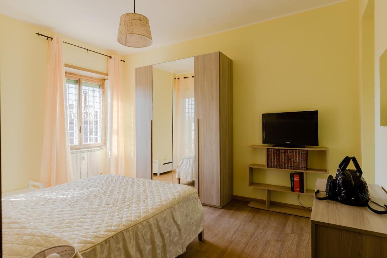 Le Rondini Apartment, 5 Persone, 2 Balconi, Policlinico Tor Vergata E Casilino Рим Екстер'єр фото