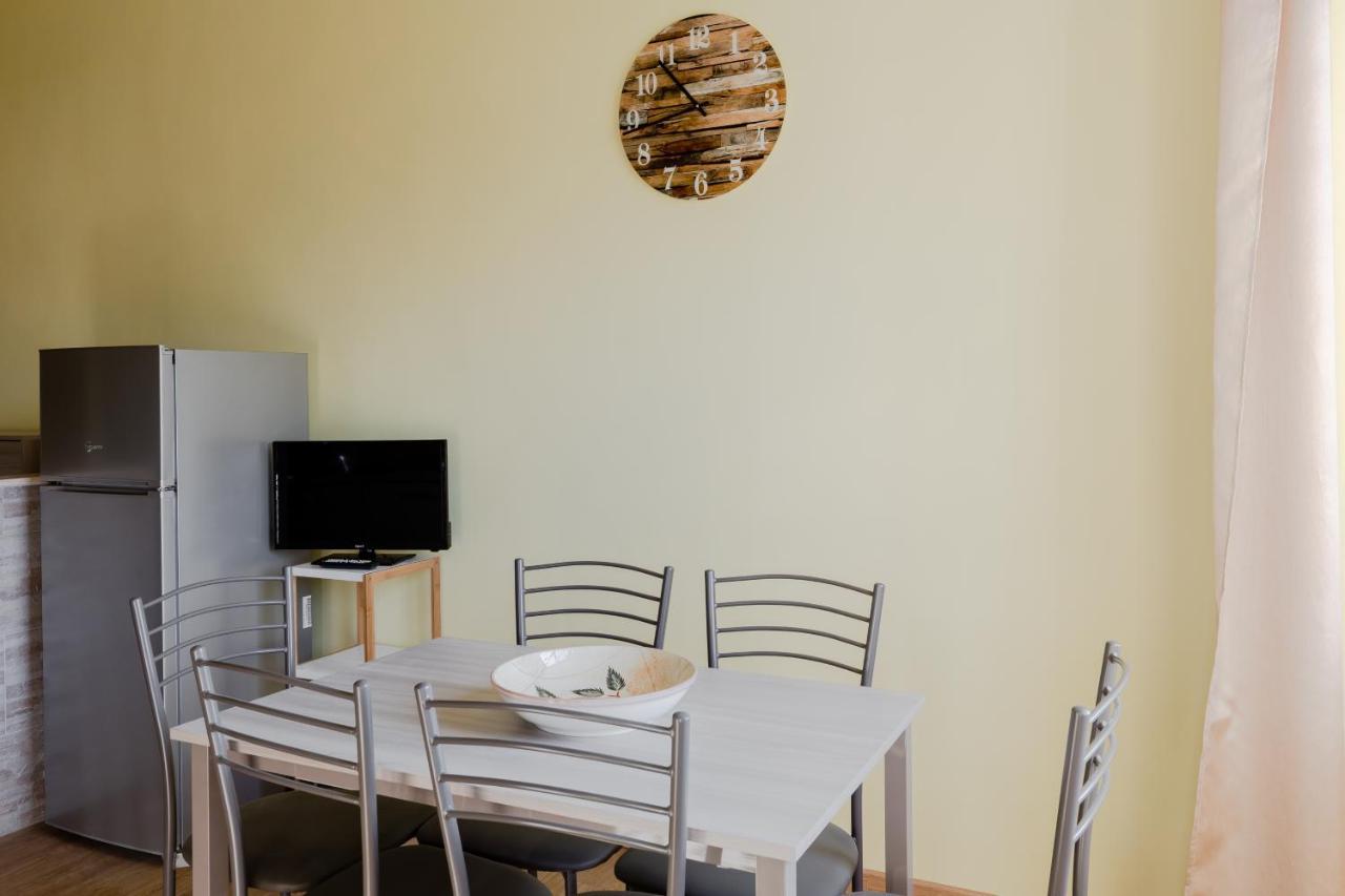 Le Rondini Apartment, 5 Persone, 2 Balconi, Policlinico Tor Vergata E Casilino Рим Екстер'єр фото