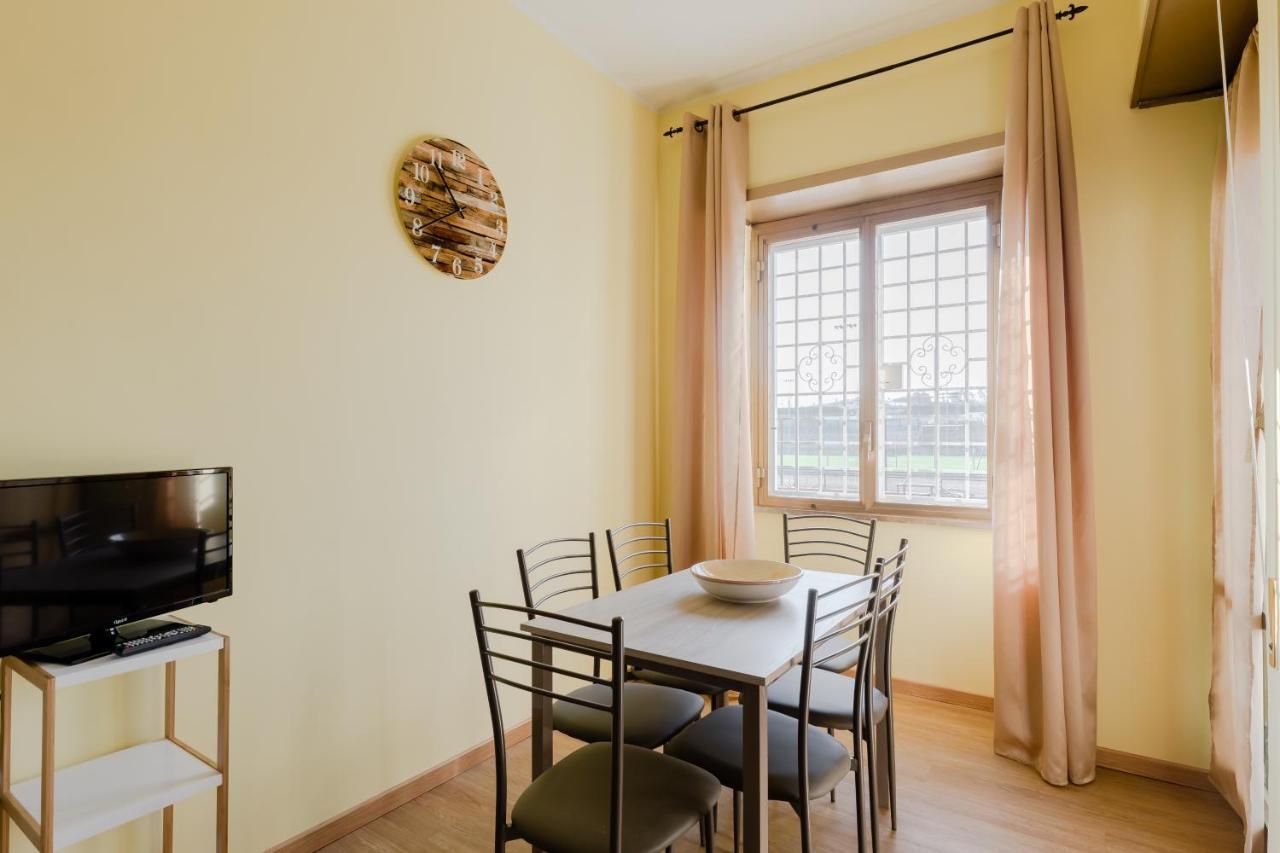 Le Rondini Apartment, 5 Persone, 2 Balconi, Policlinico Tor Vergata E Casilino Рим Екстер'єр фото