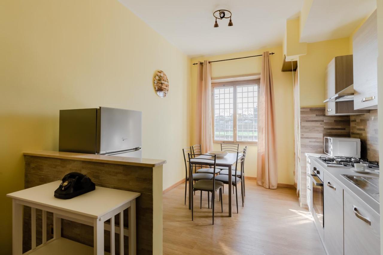 Le Rondini Apartment, 5 Persone, 2 Balconi, Policlinico Tor Vergata E Casilino Рим Екстер'єр фото